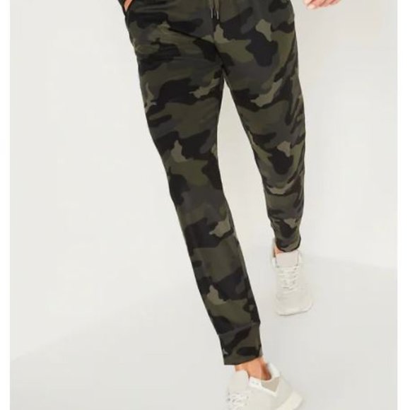Mid-Rise Breathe ON Jogger Pants for Women NWT Green Camo L - Picture 2 of 3